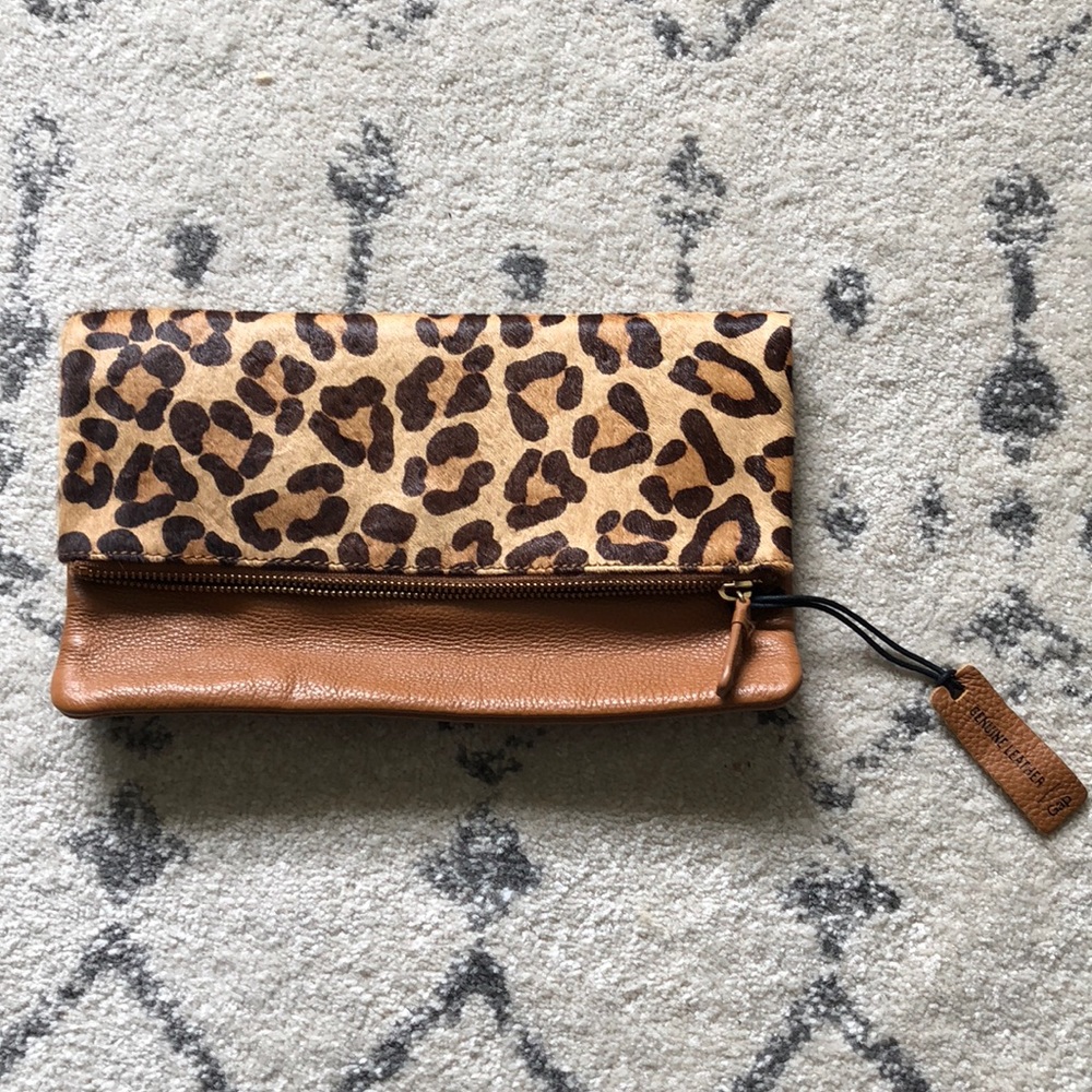 NWOT GAP 🐆Faux fur and leather hand purse